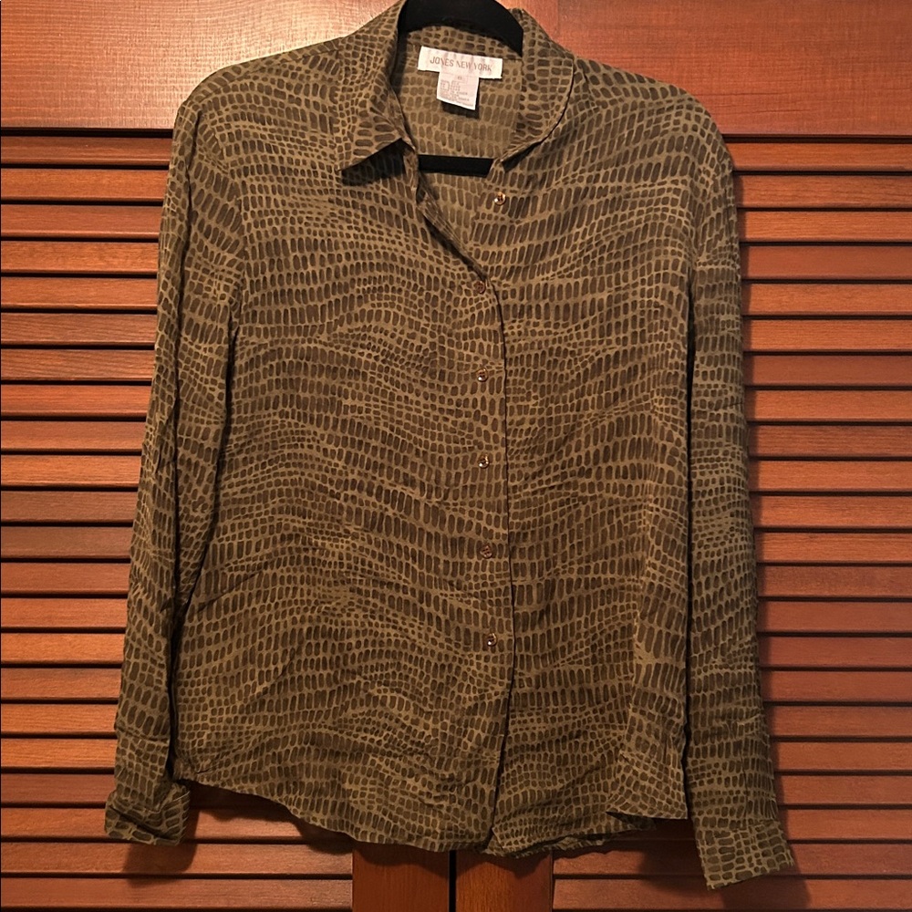 Jones New York Brown Patterned Silk Button Down Ling Sleeve Blouse 6